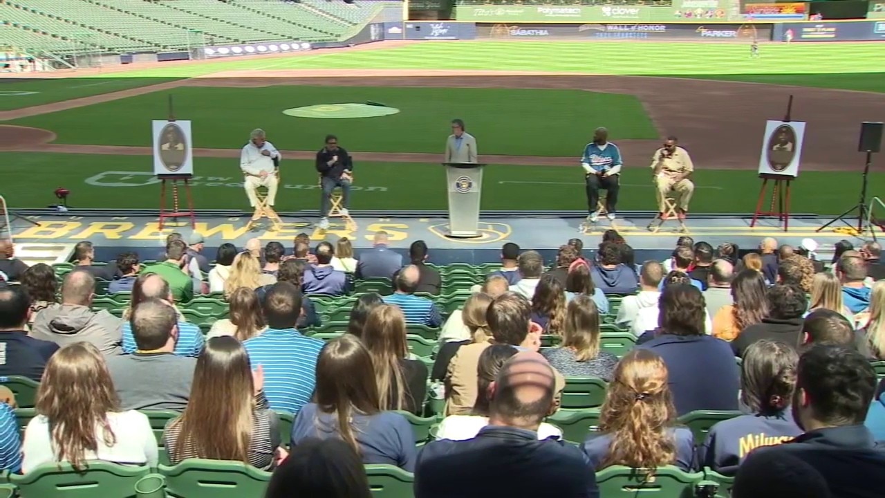 Brewers Wall of Honor induction