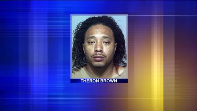 Search underway for sex offender accused of assaulting 10-year-old girl: "Please turn yourself in
