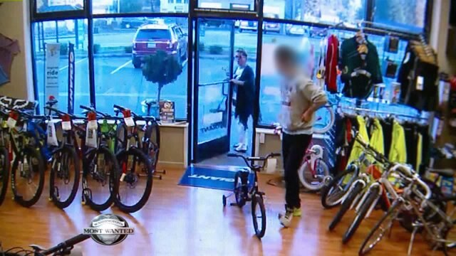 WANTED: Bold bike store thieves