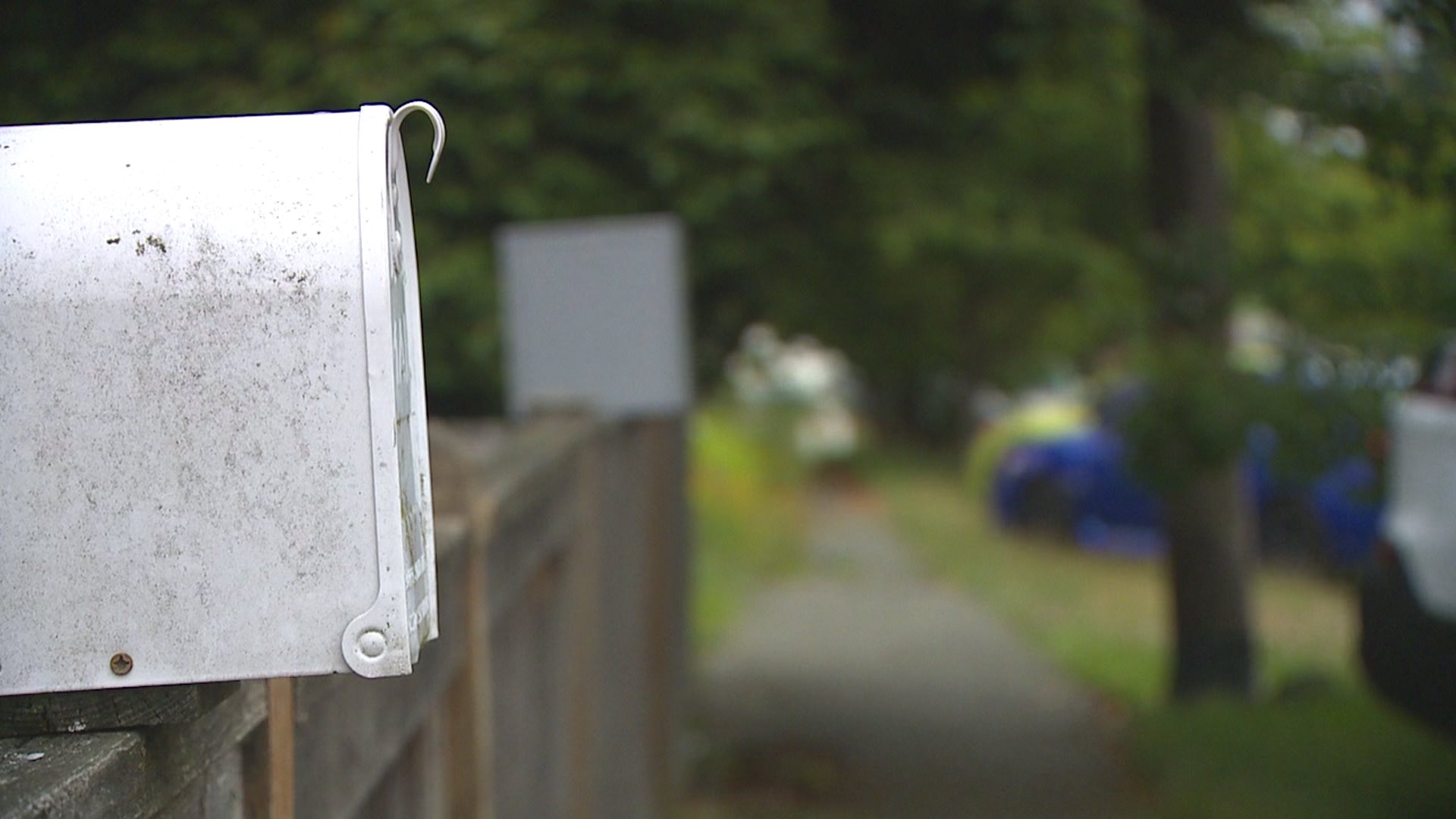 People who live near site of several home invasions in West Seattle want better alert system