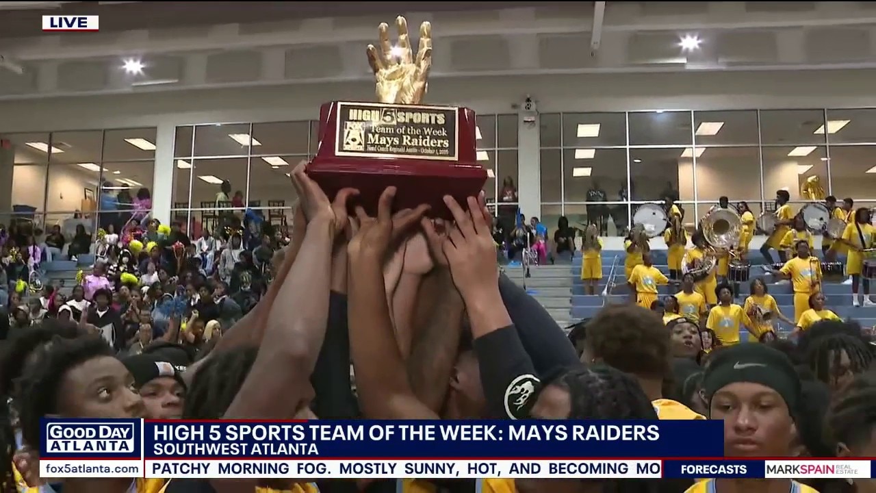 Mays Raiders get that gold trophy