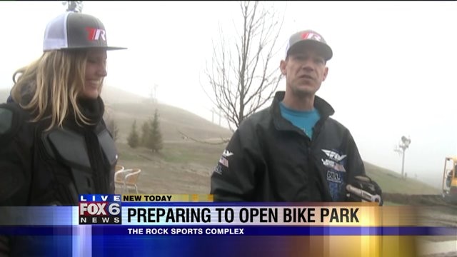Laura works with downhill biking instructor