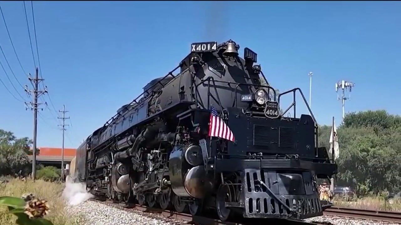 Big Boy Locomotive makes a stop in West Chicago