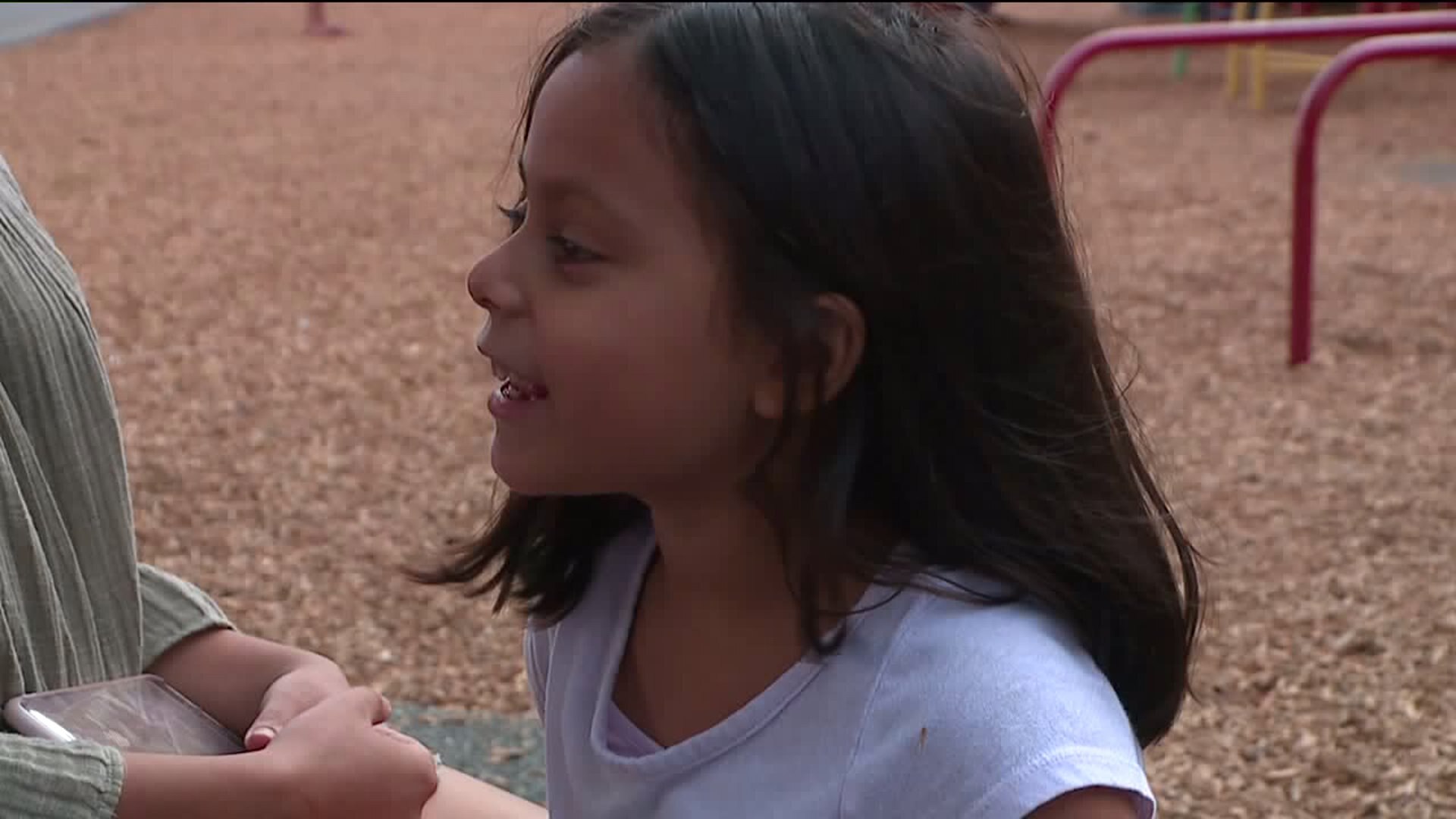 Everett parents and students on start of school
