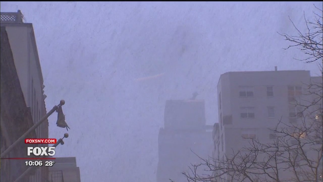 Snow squall surprises New York City