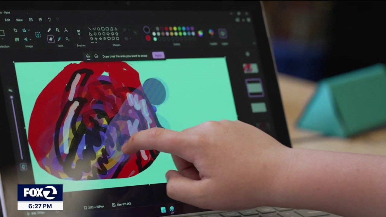 Oakland students set to debut artwork on Salesforce tower