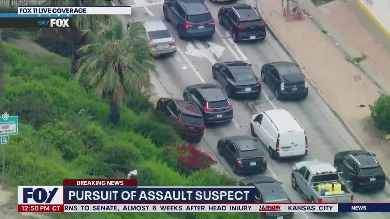 Chase suspect goes off-roading in Southern California