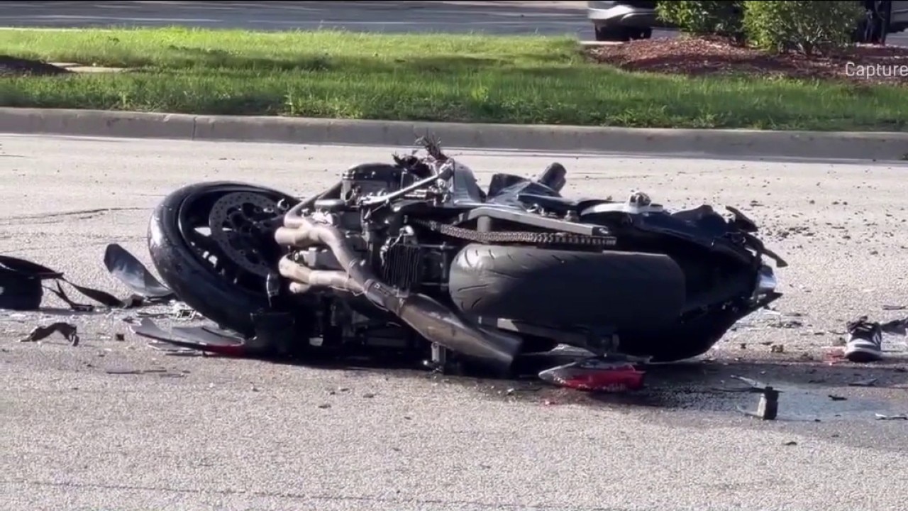 Two killed in Schaumburg crash