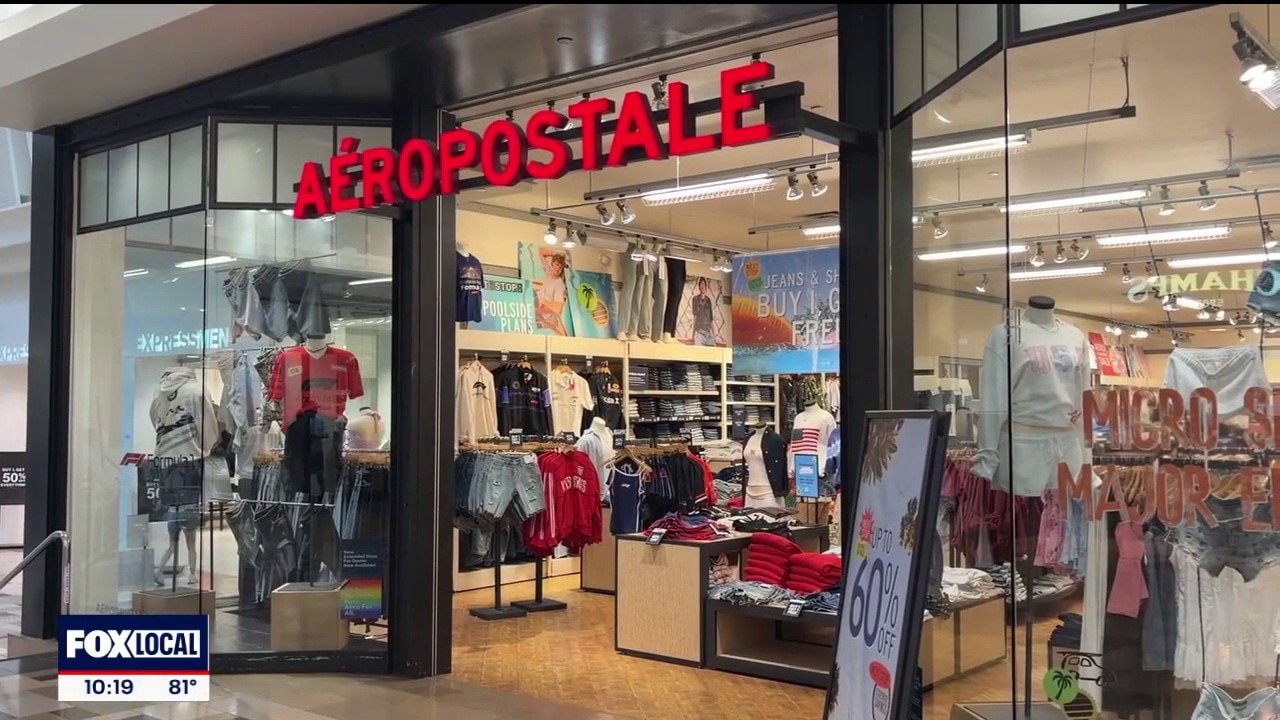 Hurst mall worker allegedly put camera in dressing room