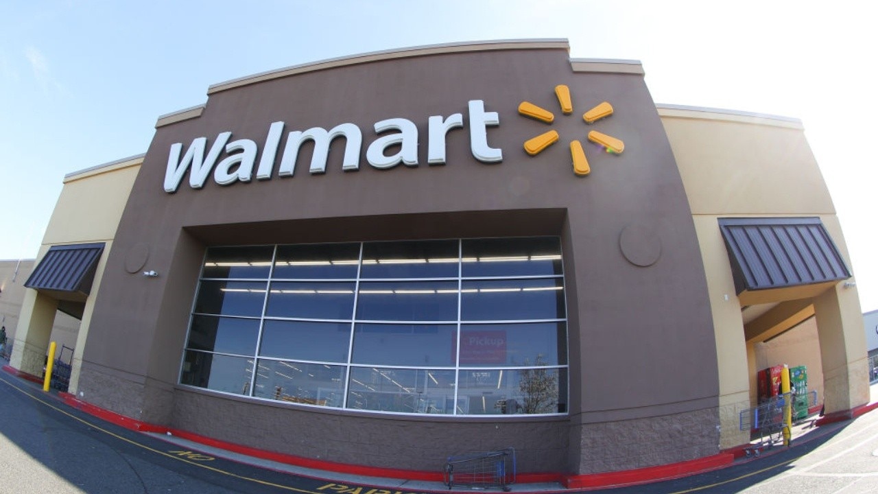 Walmart expands AI use as questions grow over costs and privacy