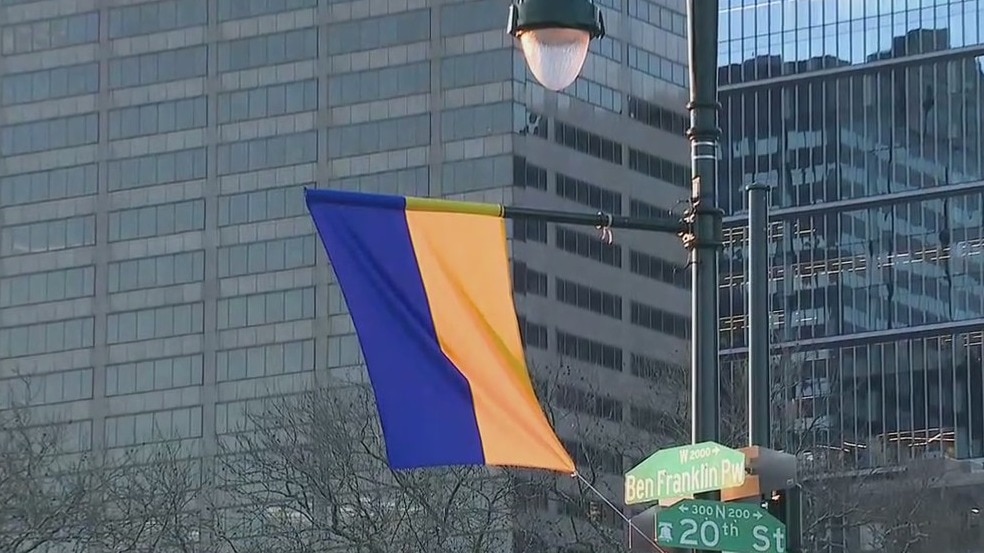Russian flag replaced with Ukrainian flag on Ben Franklin Parkway