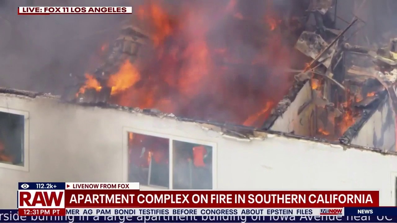 Massive fire at apartment complex in Southern CA