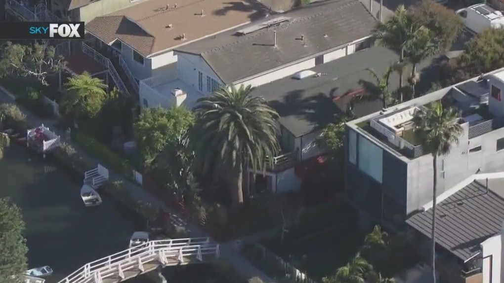 2 women sexually assaulted in Venice