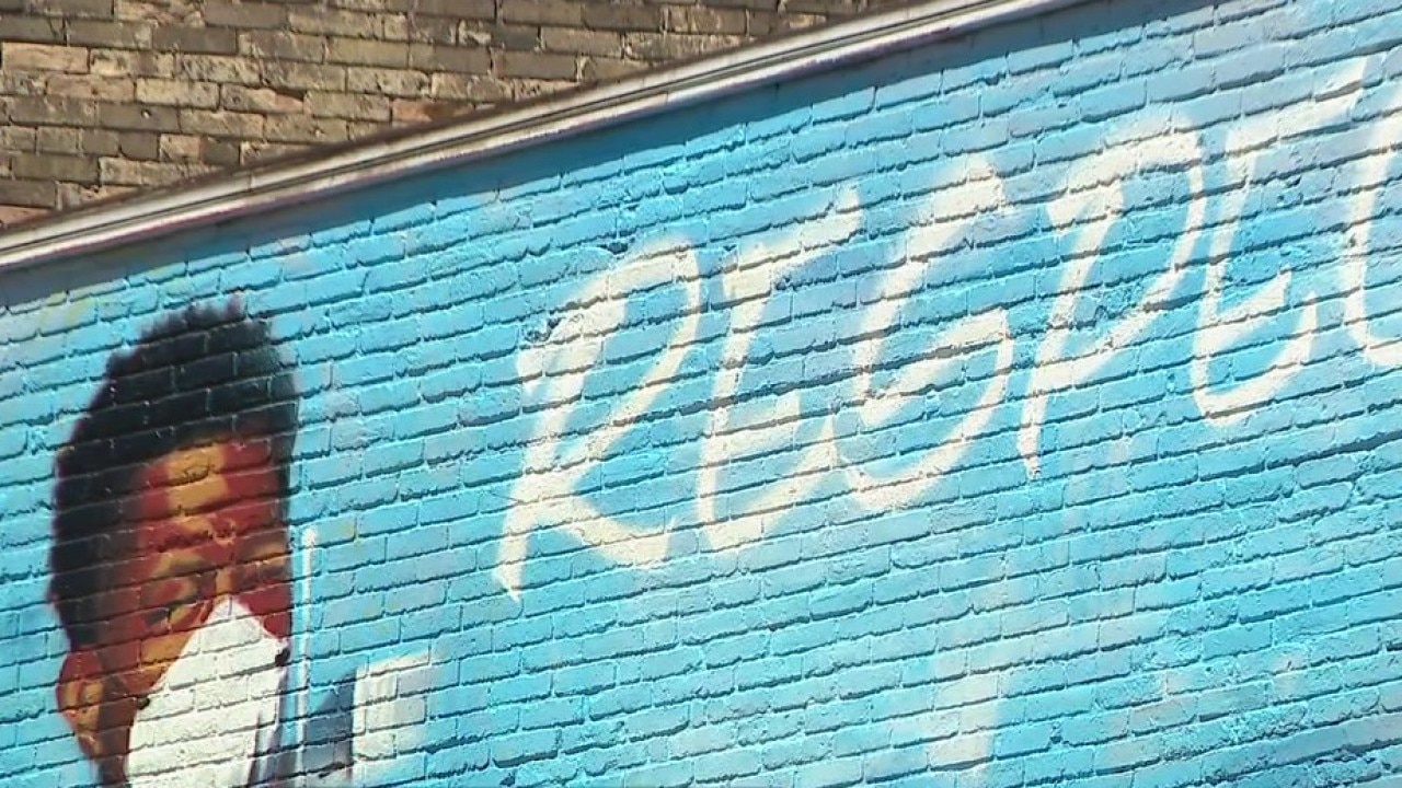 Mural featuring Giannis in Milwaukee