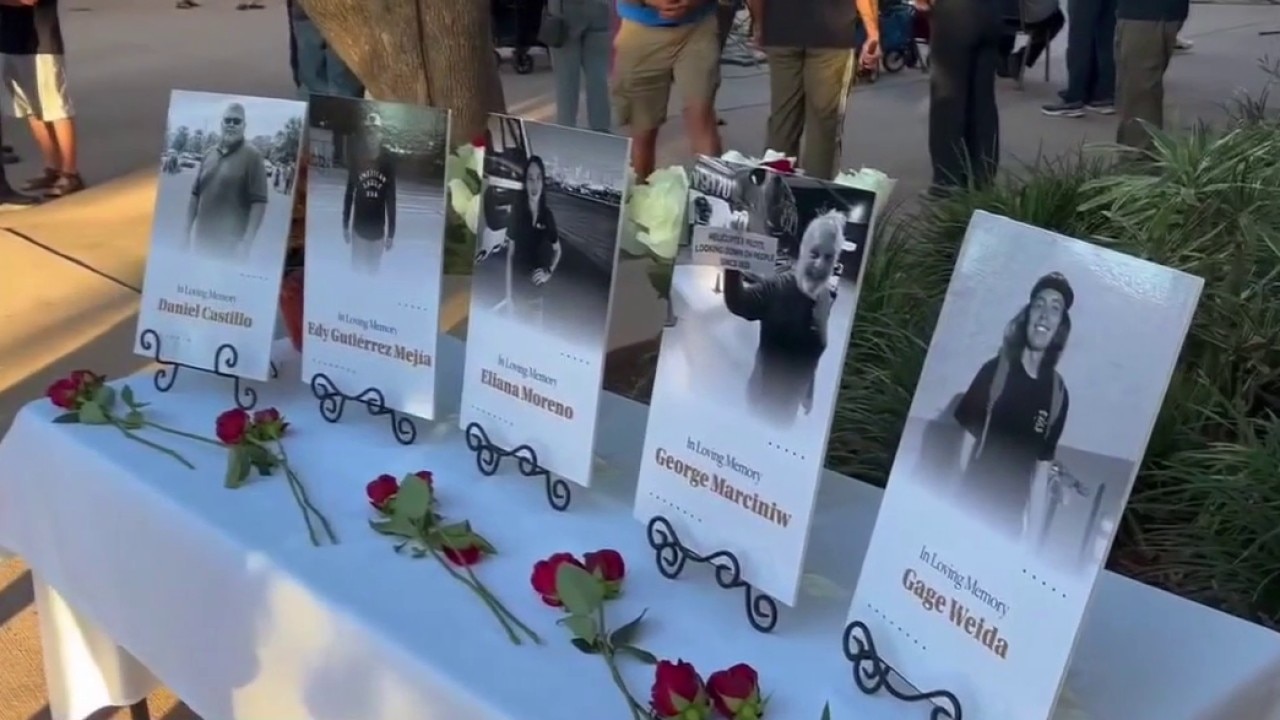 Vigil held for victims in Chatsworth bus and helicopter crash
