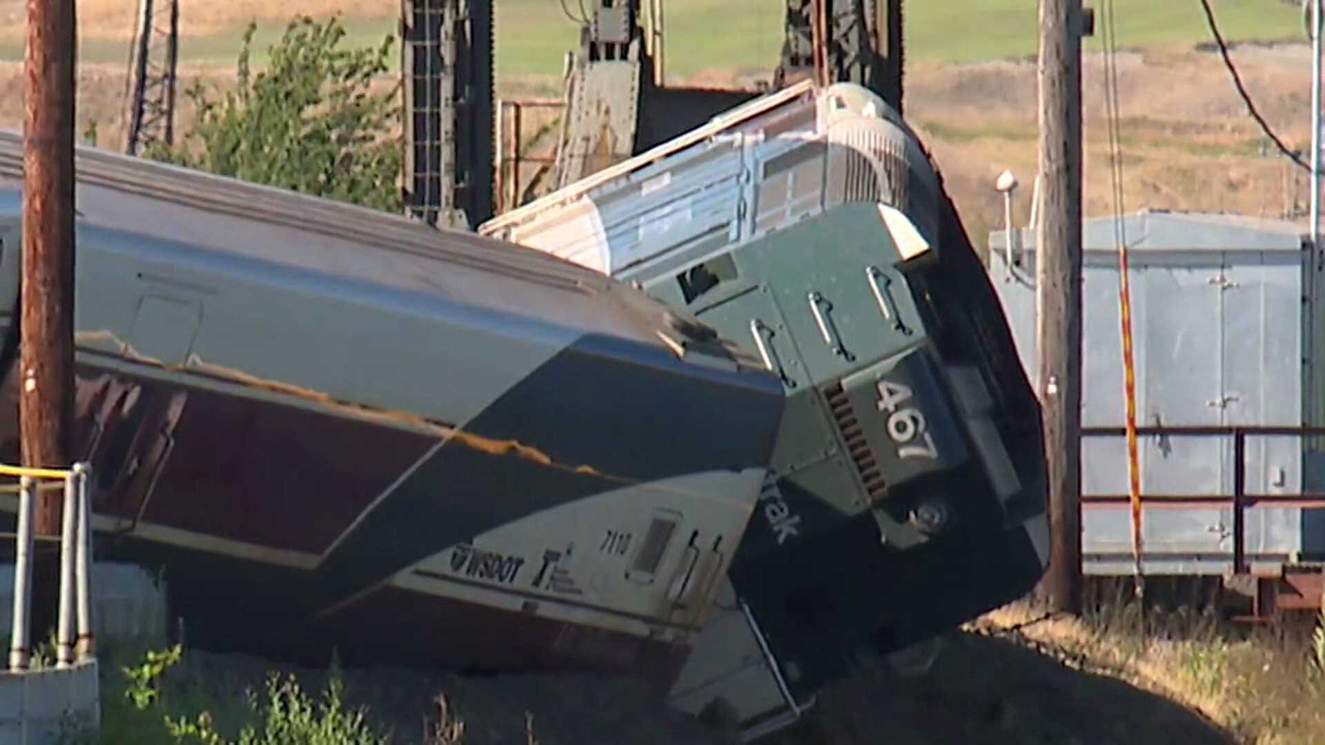 Amtrak train derails in Steilacoom