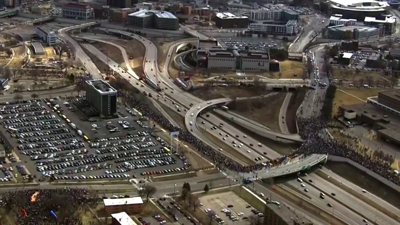 Massive crowds march in St. Paul for No Kings rally 