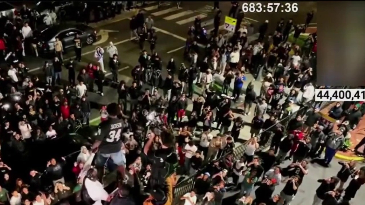 2 charged in Oakland sideshow during IShowSpeed stream