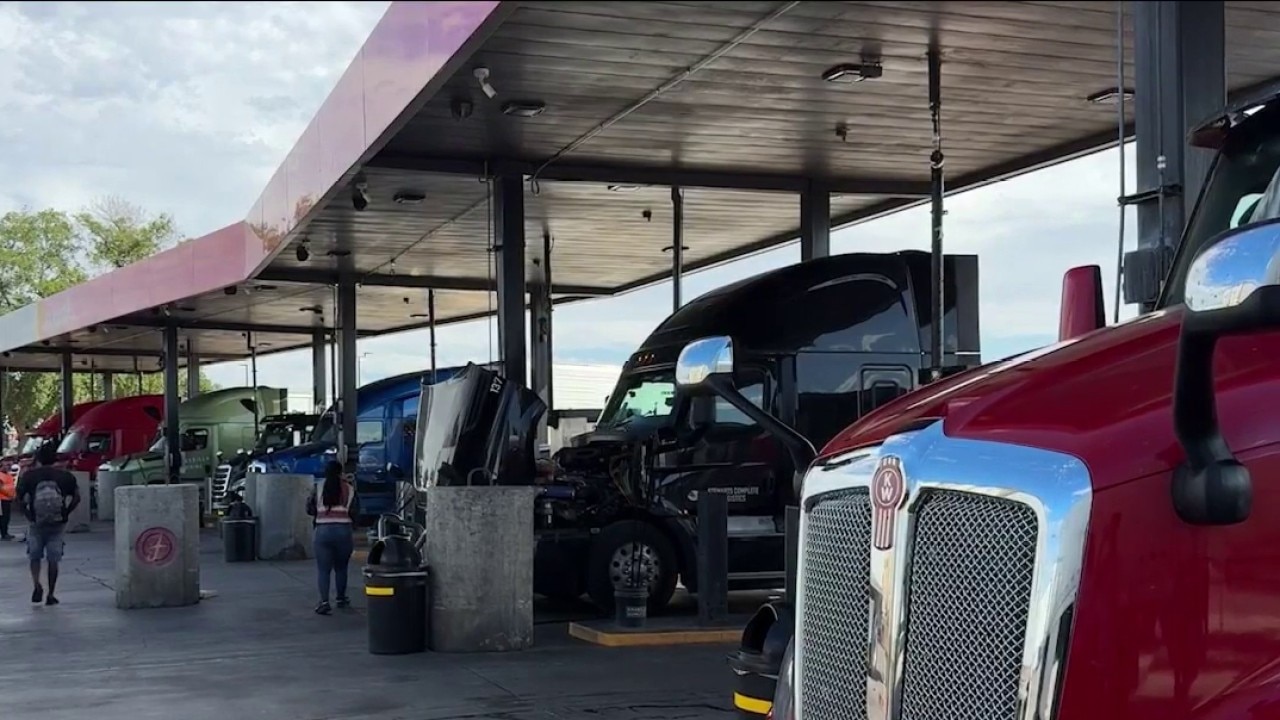 Arizona diesel prices soar, leaving truckers struggling as EV drivers save