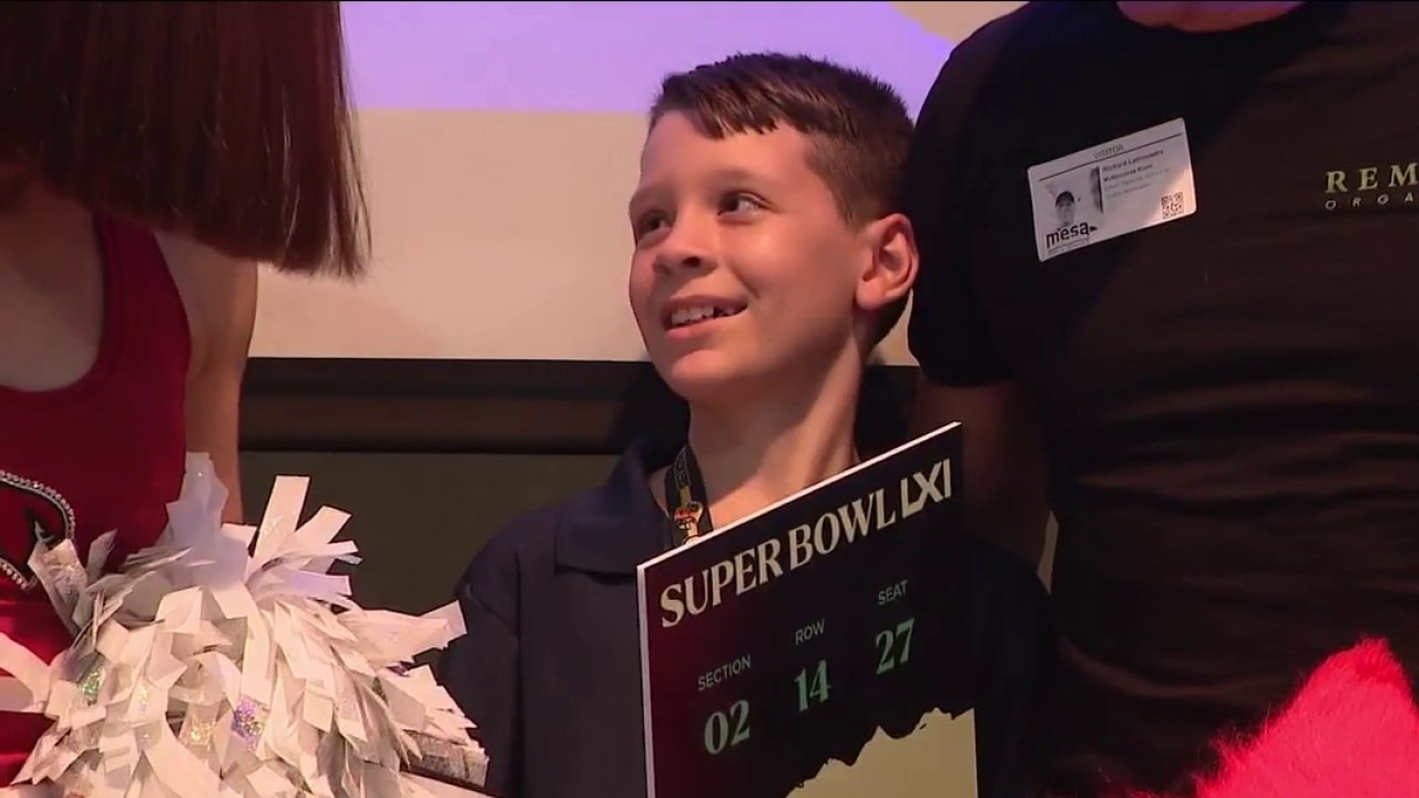 Mesa student surprised with Super Bowl tickets