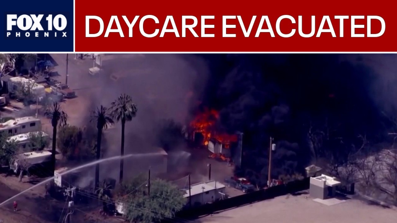 Children evacuated from school as Jones Fires threatens Wickenburg area