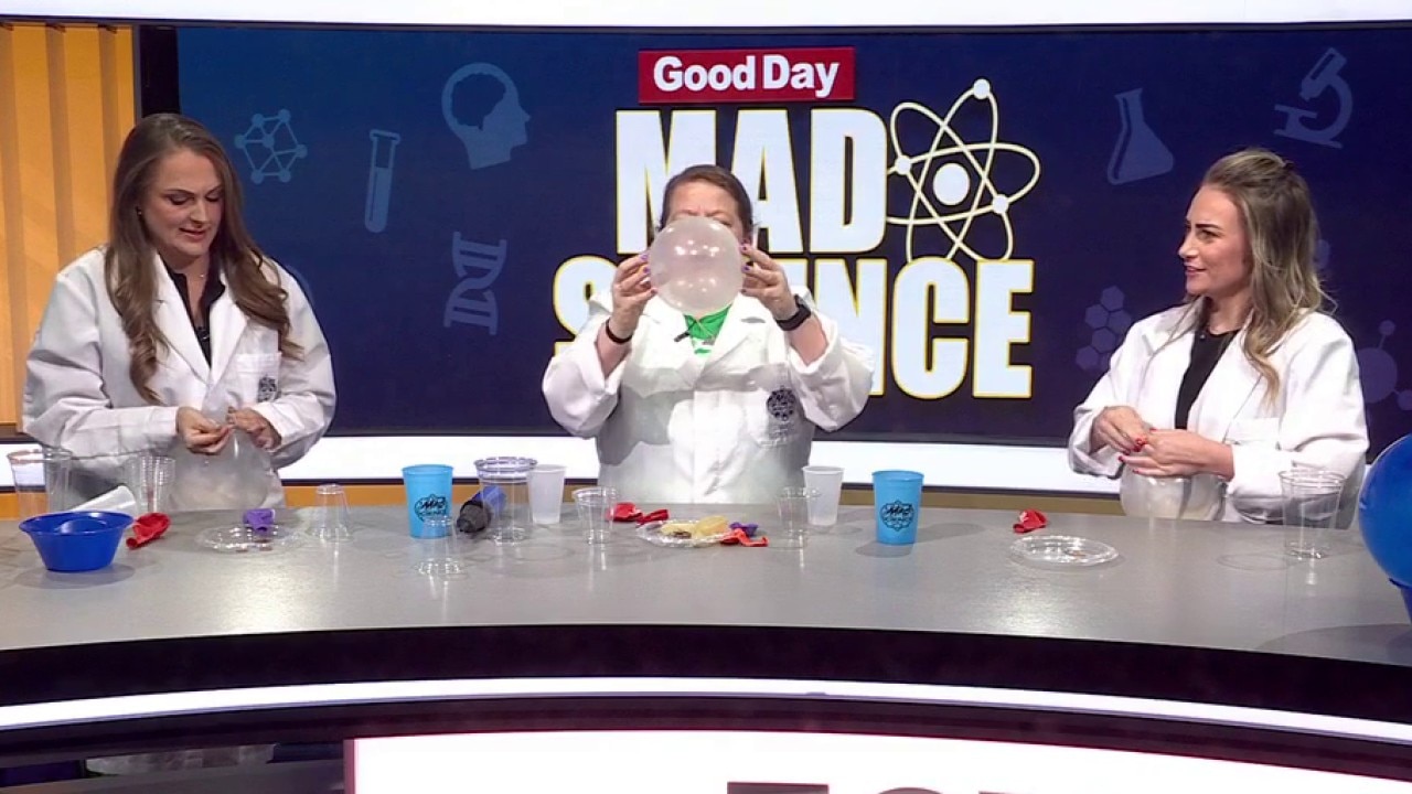 Balloon fun with Mad Science 