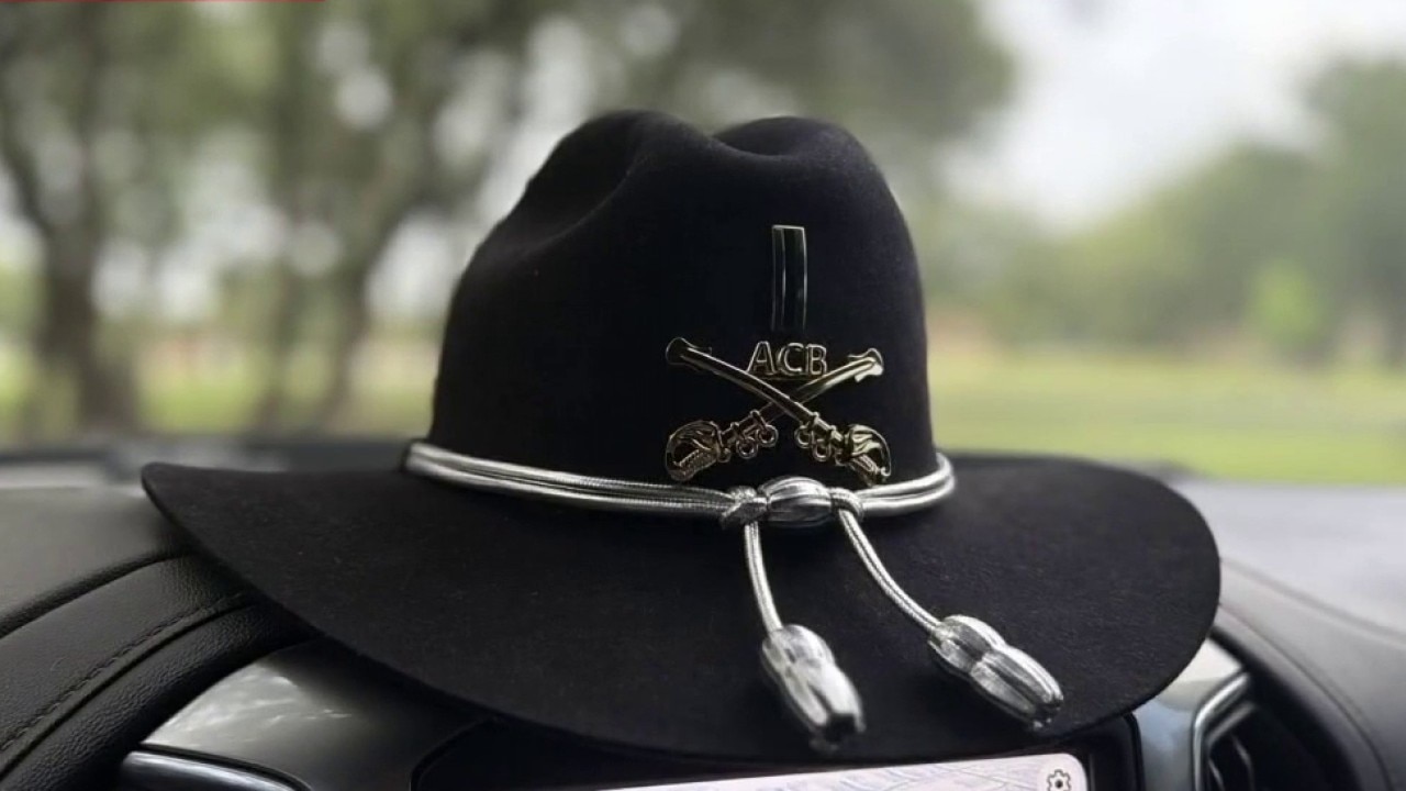Ft. Hood Army pilot loses sentimental Stetson hat