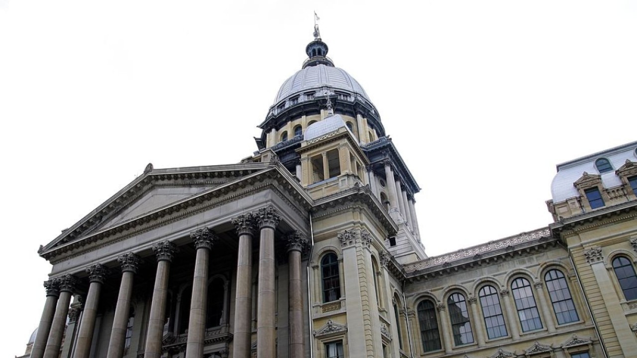 New law proposed by Illinois state rep. intern reforms sexual assault reporting