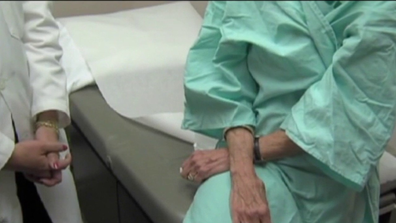 Doctors turn to lifestyle medicine to treat chronic illness, support cancer survivors