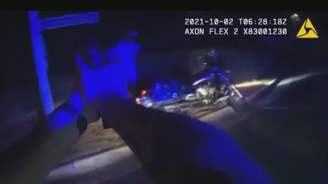 Motorcyclist crashes on dash camera as deputies chase them