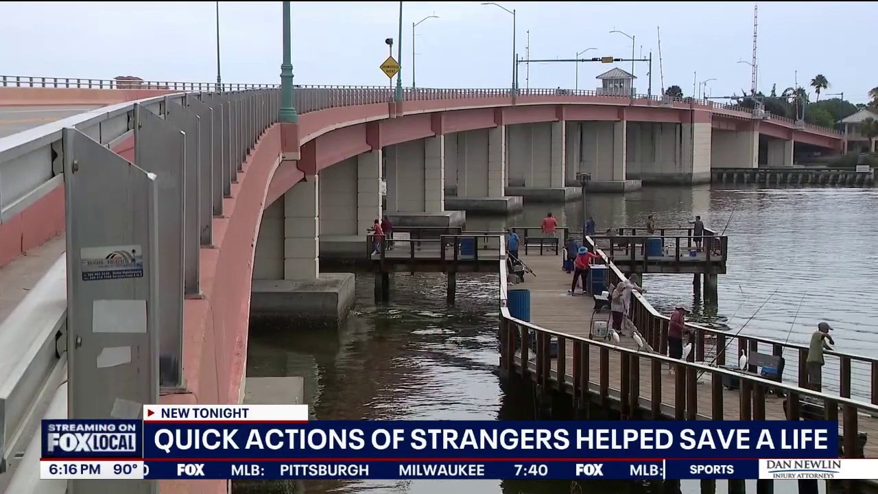 Driver rescued from sinking car at New Smyrna Beach boat ramp