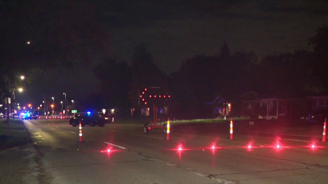 Redford Police shoot man who allegedly threatened them with a gun