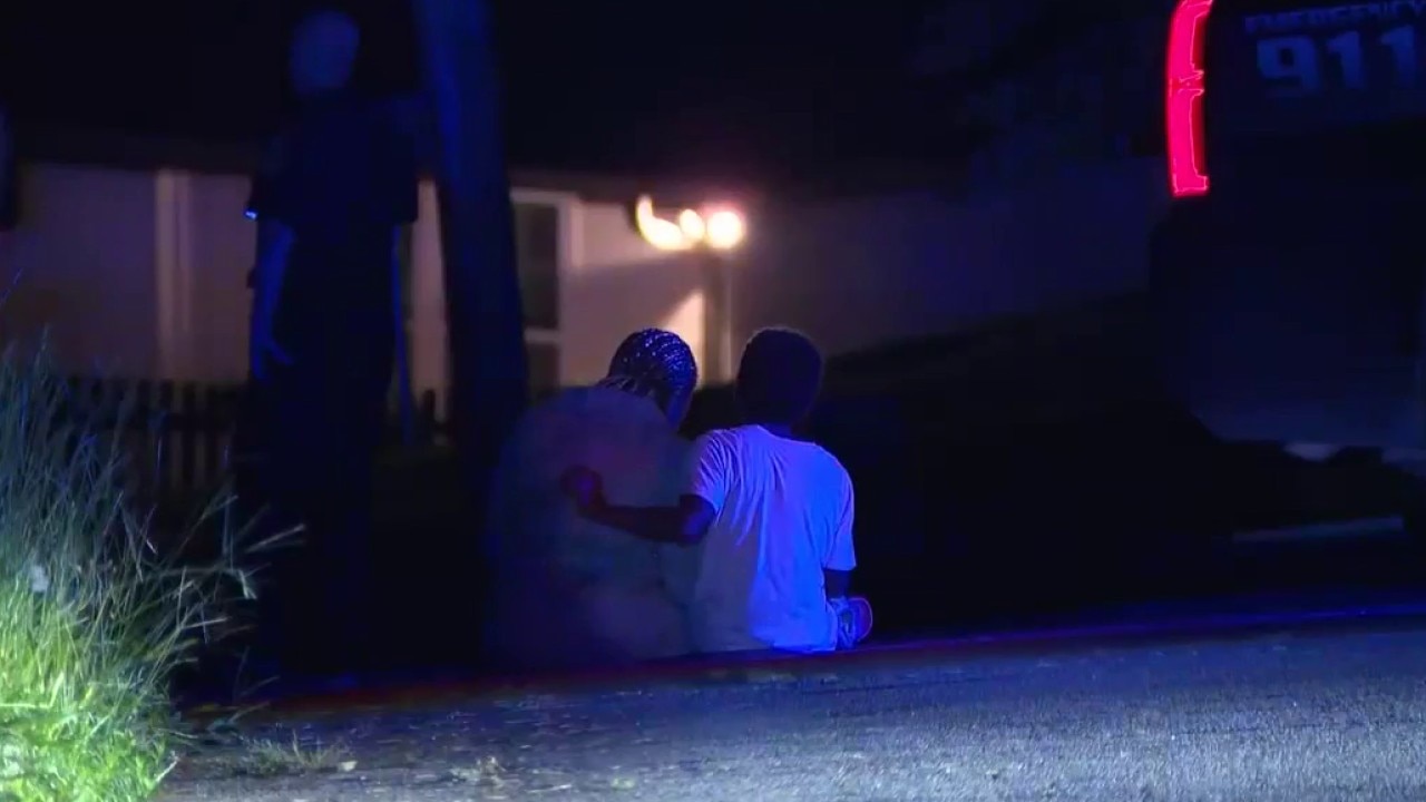Police seek suspects after 2 killed in DeKalb County drive-by