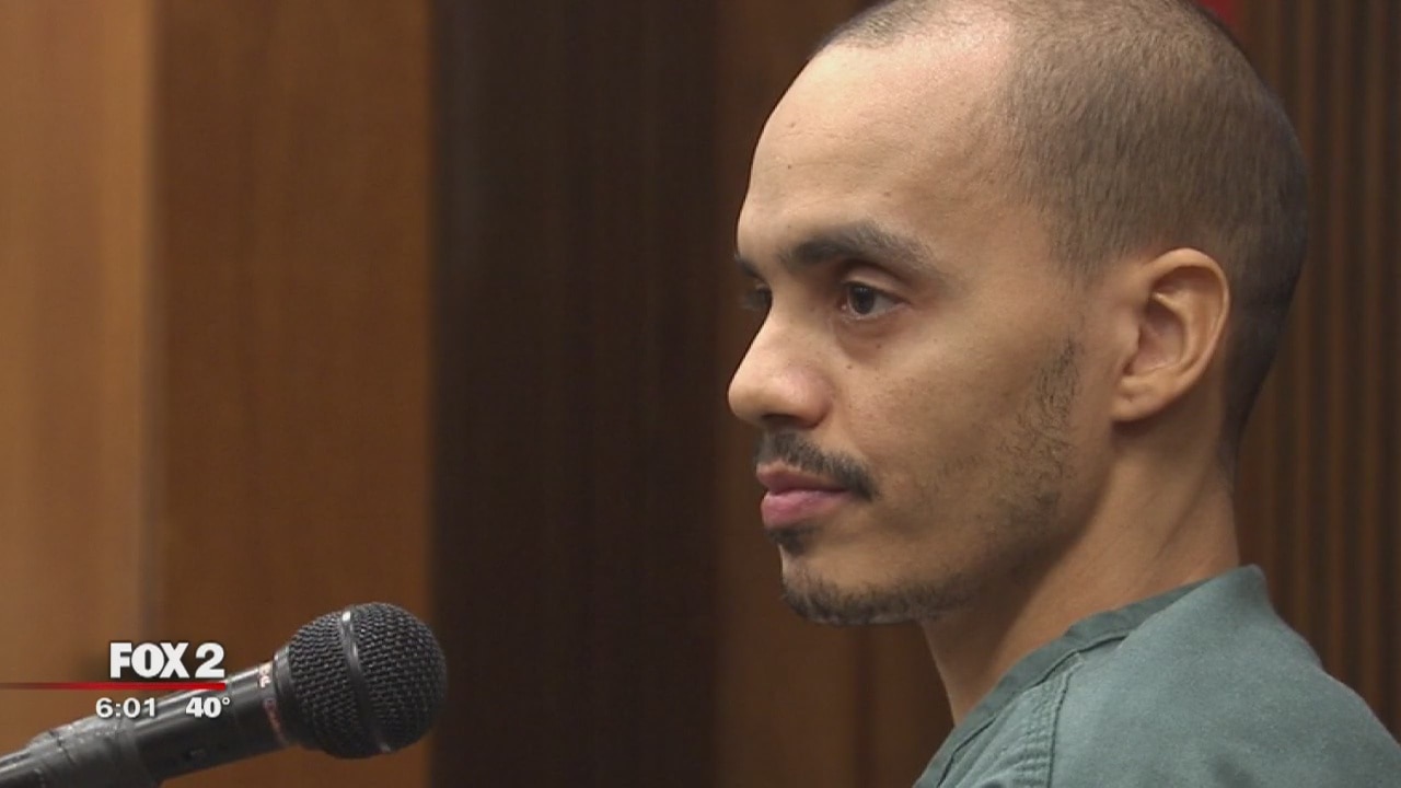 Professional hitman says he pulled trigger in 2004 murder - not the man convicted