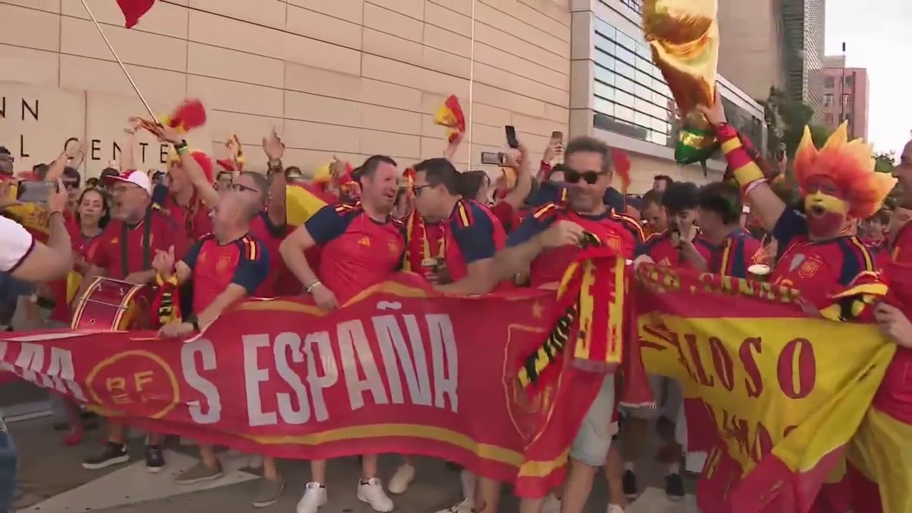 World Cup Atlanta: Fans march to Atlanta Stadium