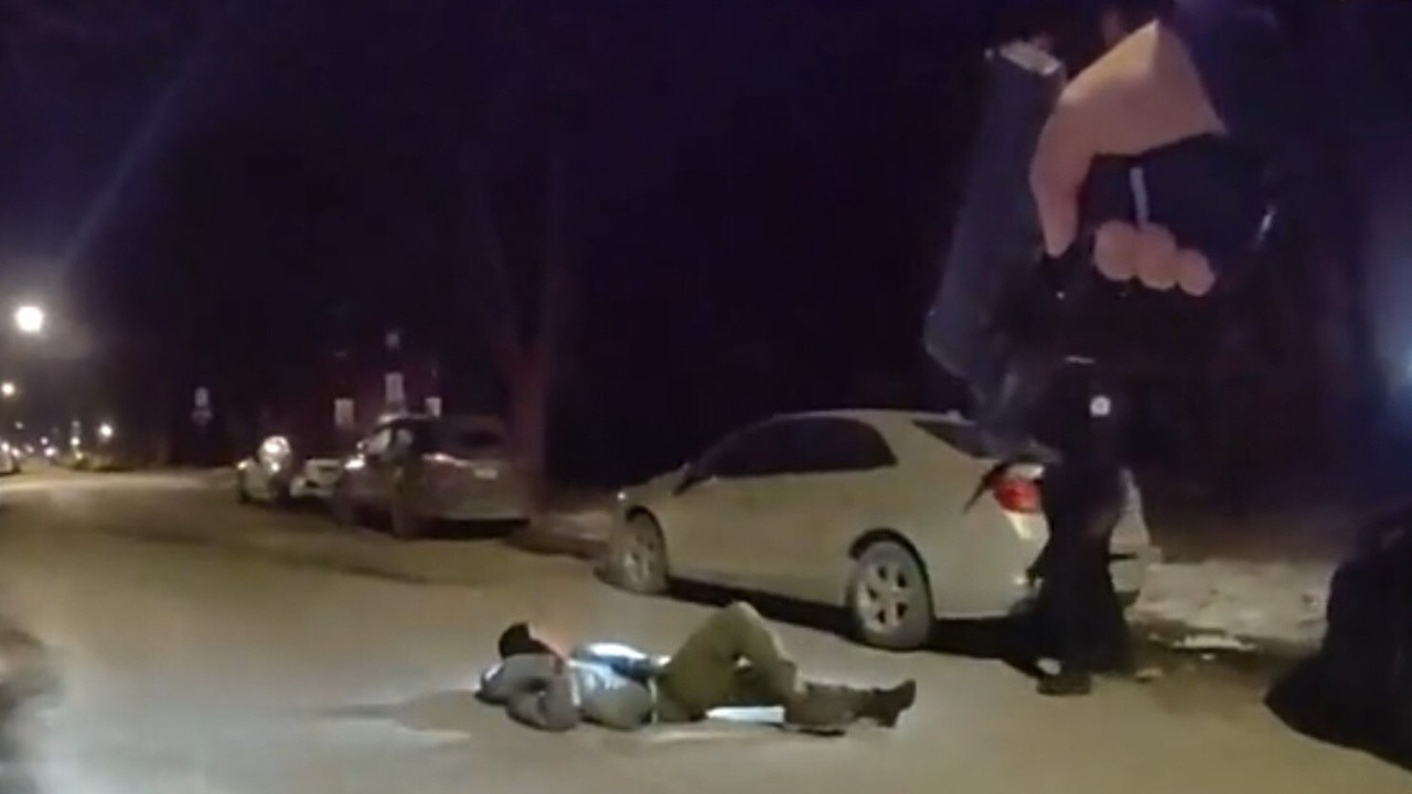 New video shows Chicago police shoot man through windshield during pursuit