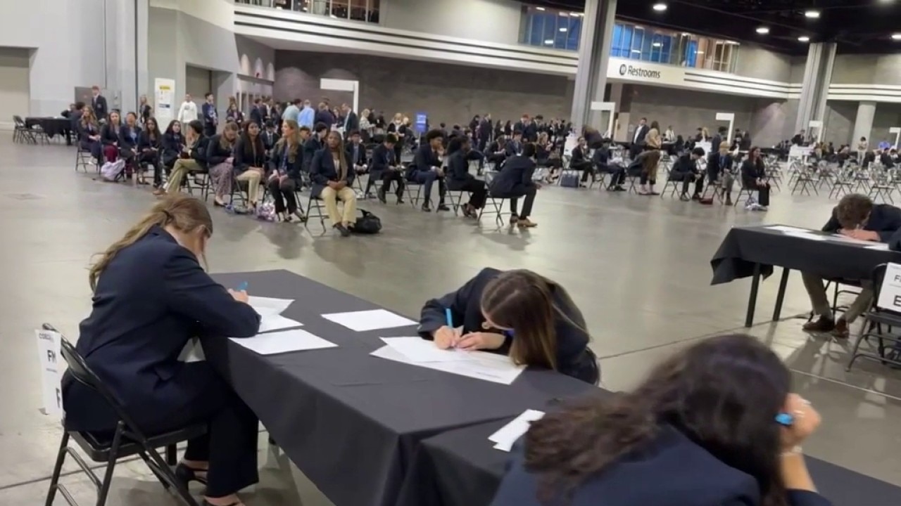 Future business leaders converge on Atlanta for major DECA conference