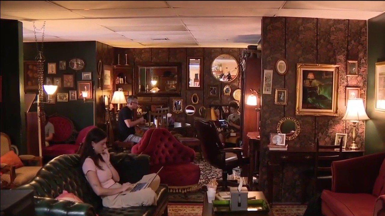 Atomic Cat Cafe