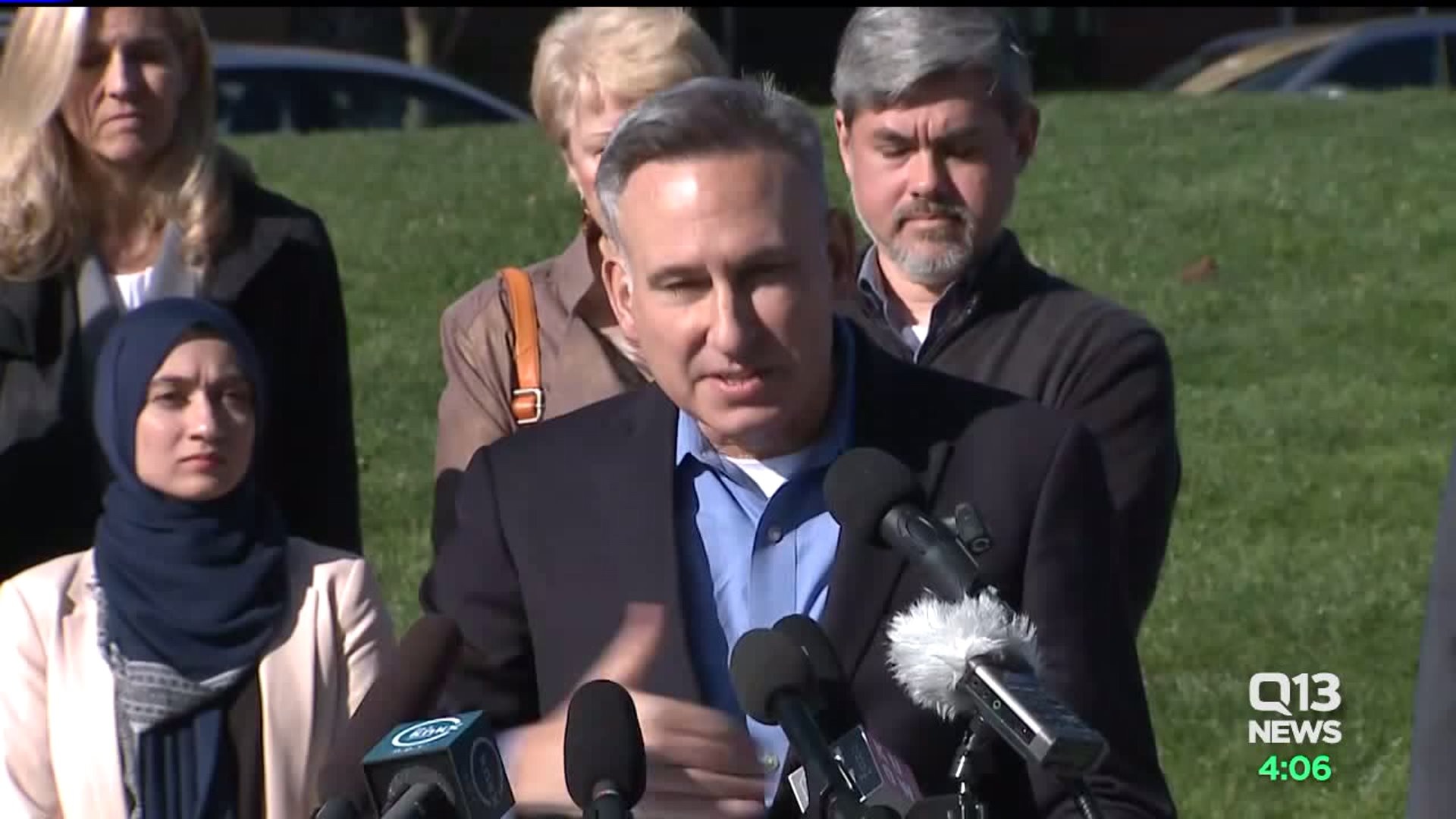 Political leaders denounce anti-immigrant fliers