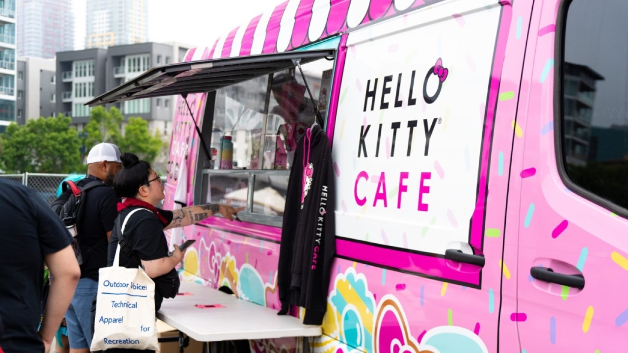 Largest Hello Kitty Cafe located in Chicago, bringing joy for locals and tourists | ChicagoLIVE