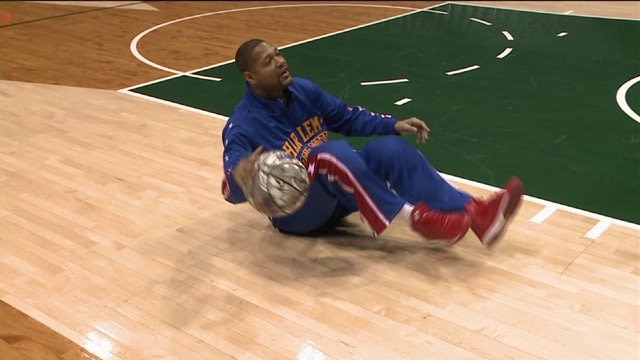 Basketball trickery with the Harlem Globetrotters