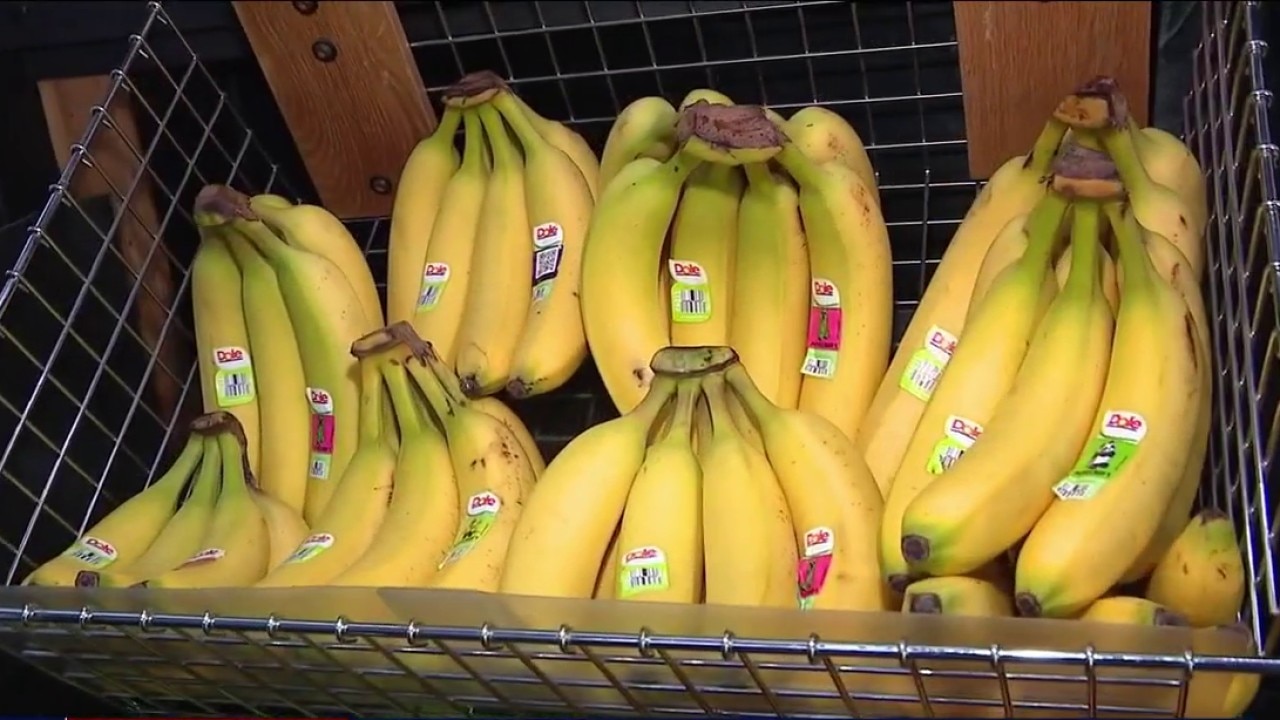 Market brings fresh vegetables to AZ communities