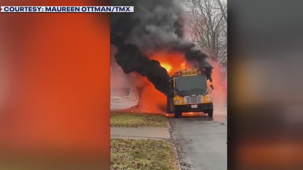 Ohio middle school students escape bus fire