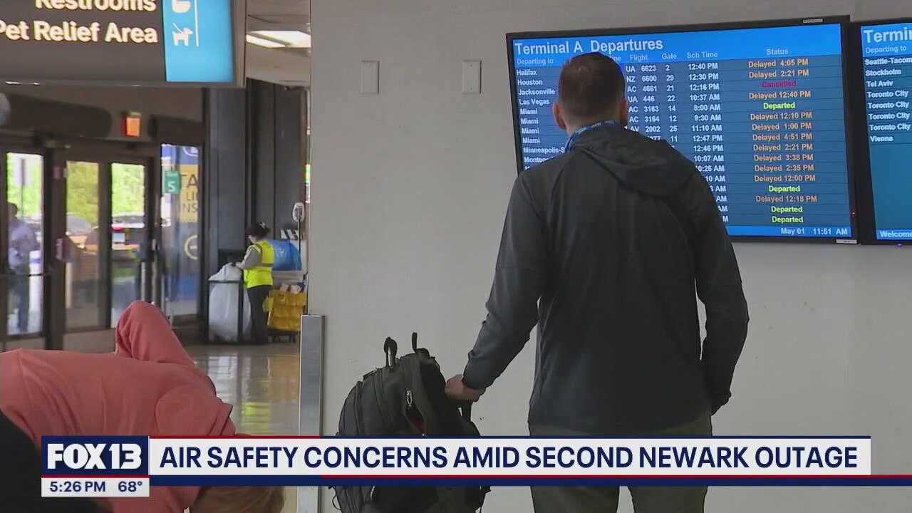Air traffic controllers for Newark airport briefly lost radar again
