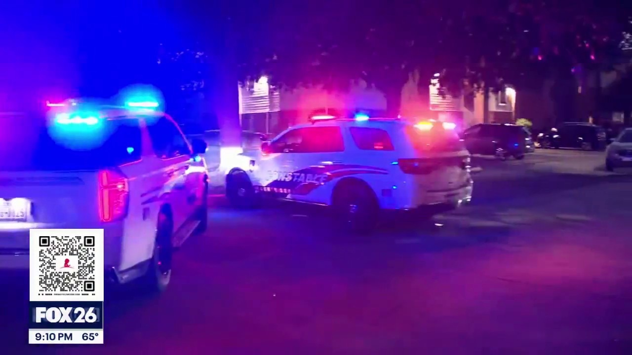 Toddler hospitalized after being hit by vehicle at northwest Harris County apartments