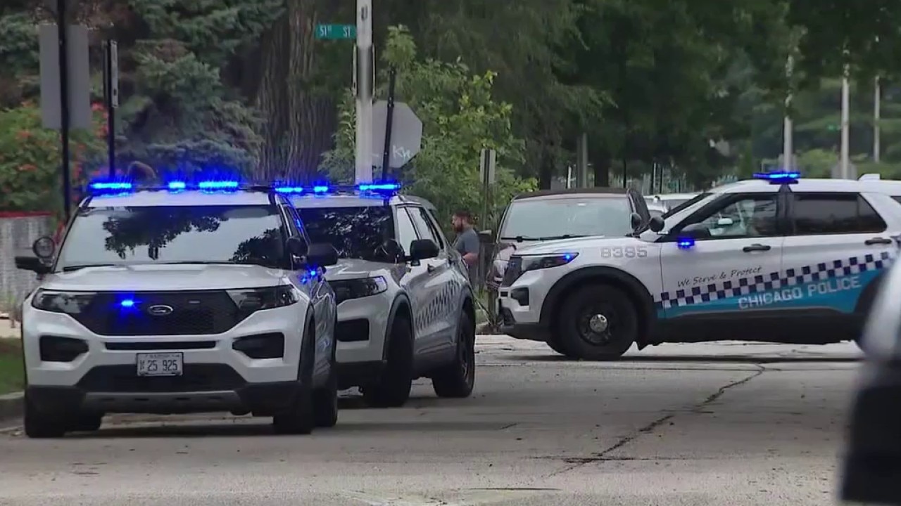 Chicago elementary school shooting leaves 2 dead, police say