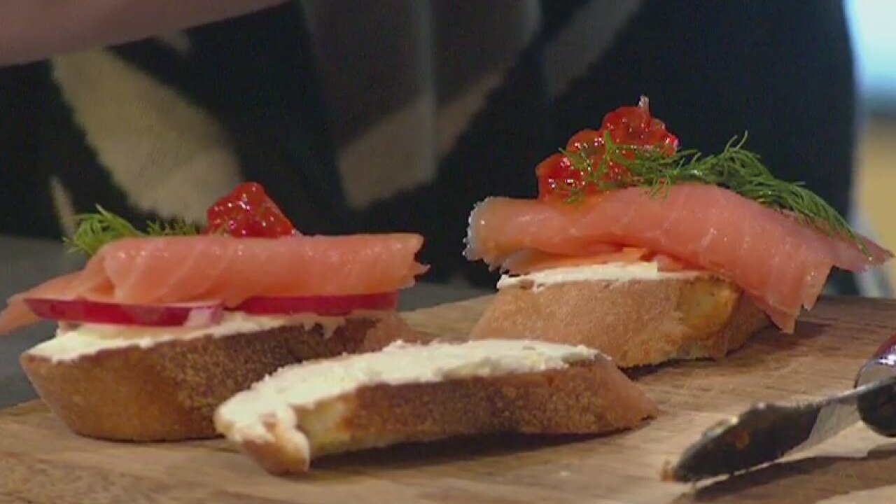 Cooking with FOX 7: Crostinis