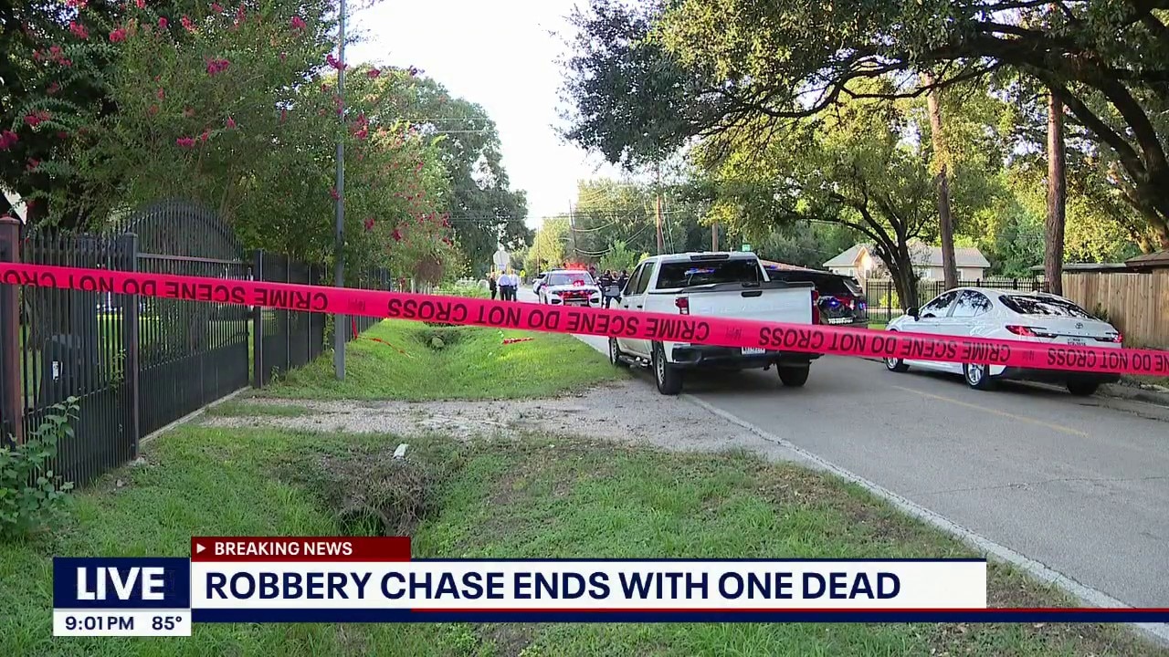 One killed after 911 caller chases robbery suspect