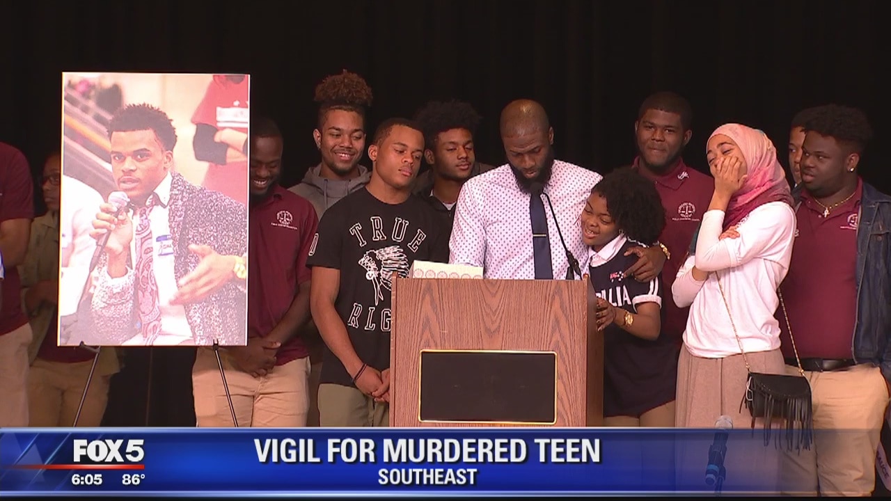 Vigil held for murdered DC teen Zaire Kelly