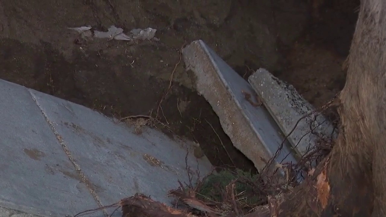 Broken water main in WeHo causes widespread damage